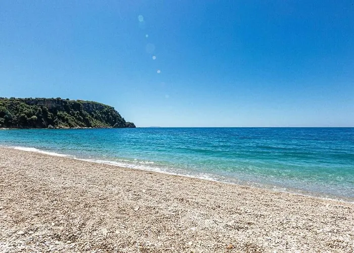 Potam\'Sea Bliss 36- Beach Front, Sun Beds & Parking